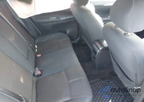 2015 Nissan Sentra S z USA, uszkodzony, nr VIN 3N1AB7AP2FY332011